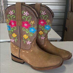 Blackstone Brown Heeled Boots with Floral Embroidery
